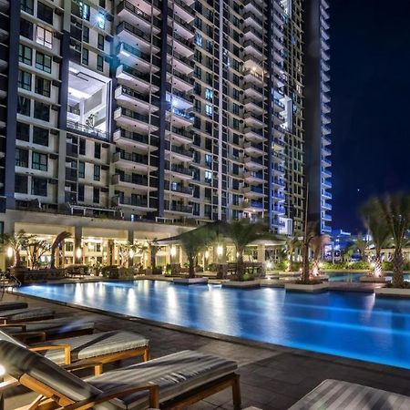 Resort Living Condominium Unit In Metro Manila Exterior foto